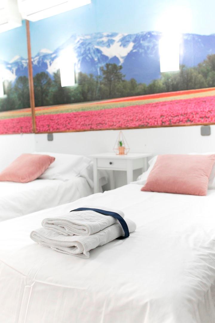 Ch La Banezana Hotel Madrid Bagian luar foto