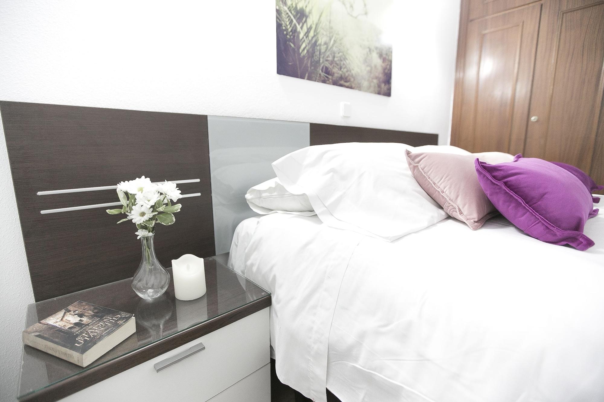 Ch La Banezana Hotel Madrid Bagian luar foto