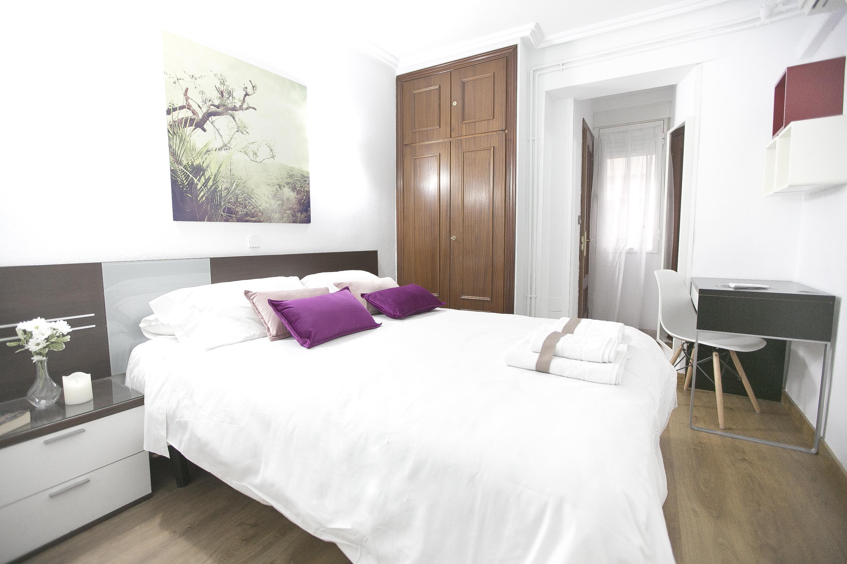 Ch La Banezana Hotel Madrid Bagian luar foto