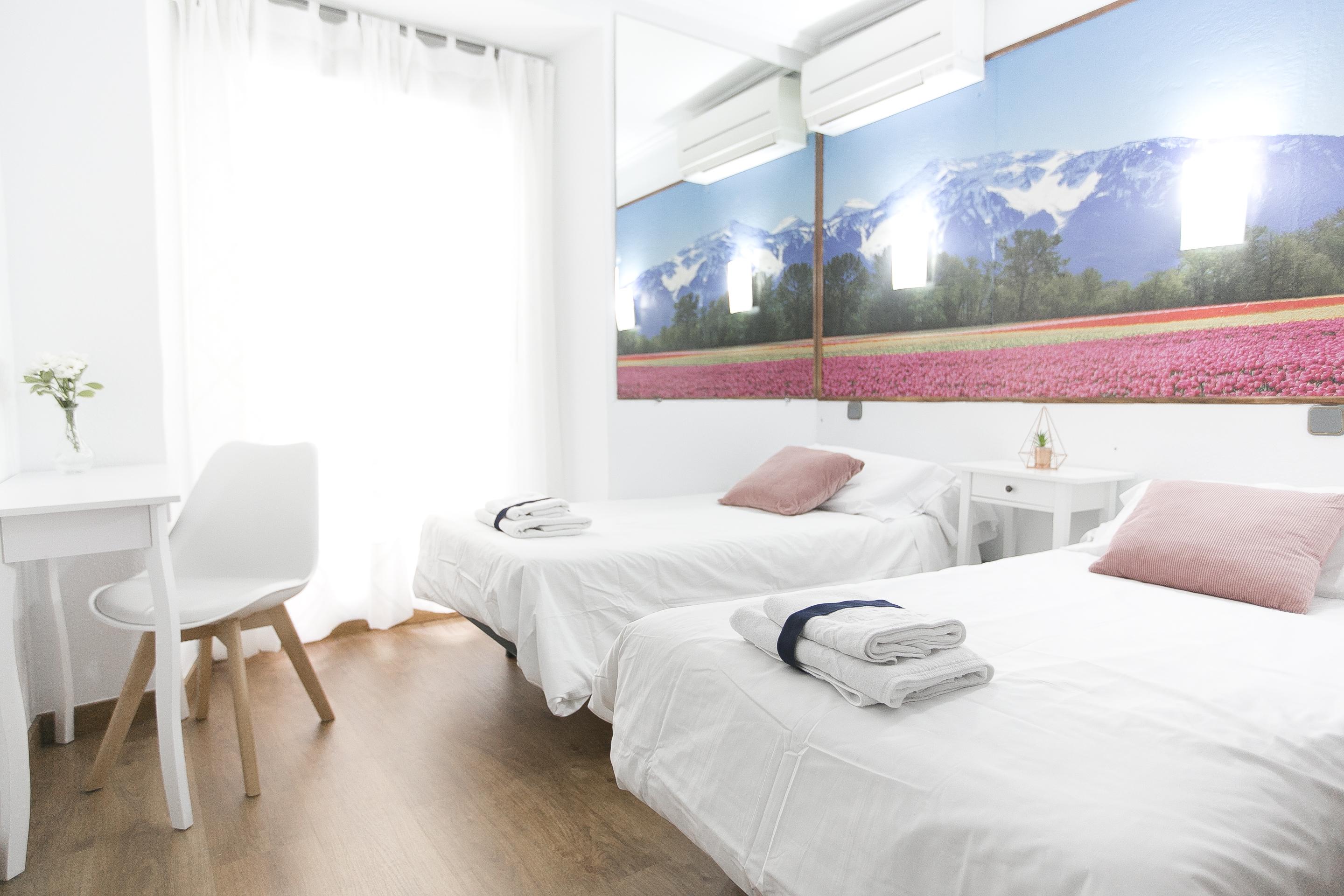 Ch La Banezana Hotel Madrid Bagian luar foto