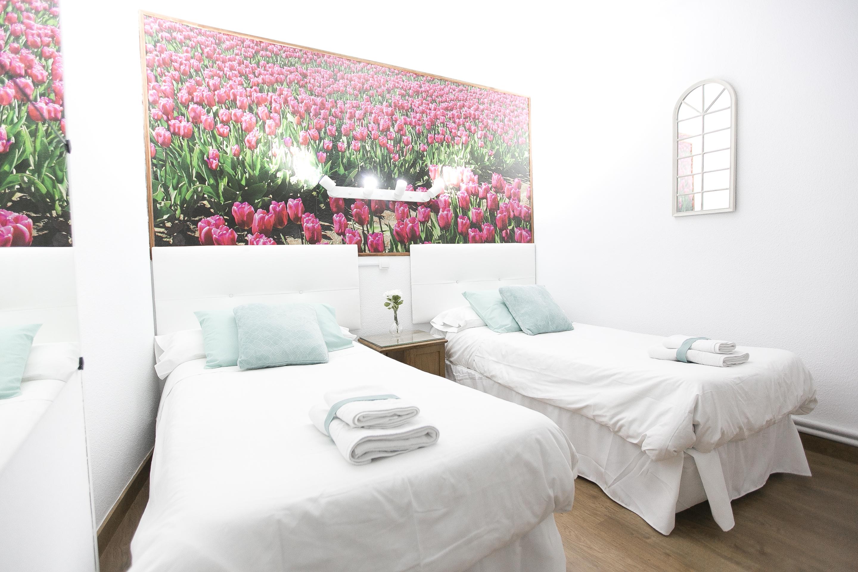 Ch La Banezana Hotel Madrid Bagian luar foto
