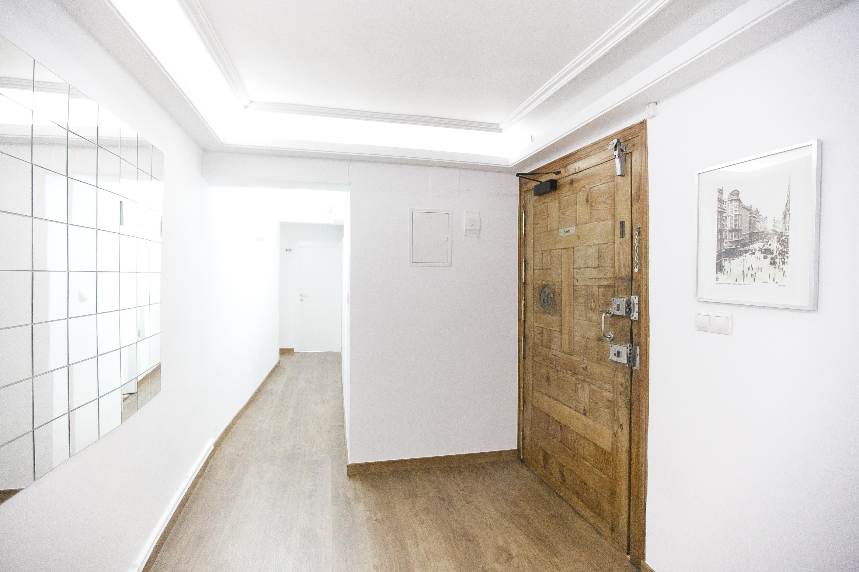 Ch La Banezana Hotel Madrid Bagian luar foto
