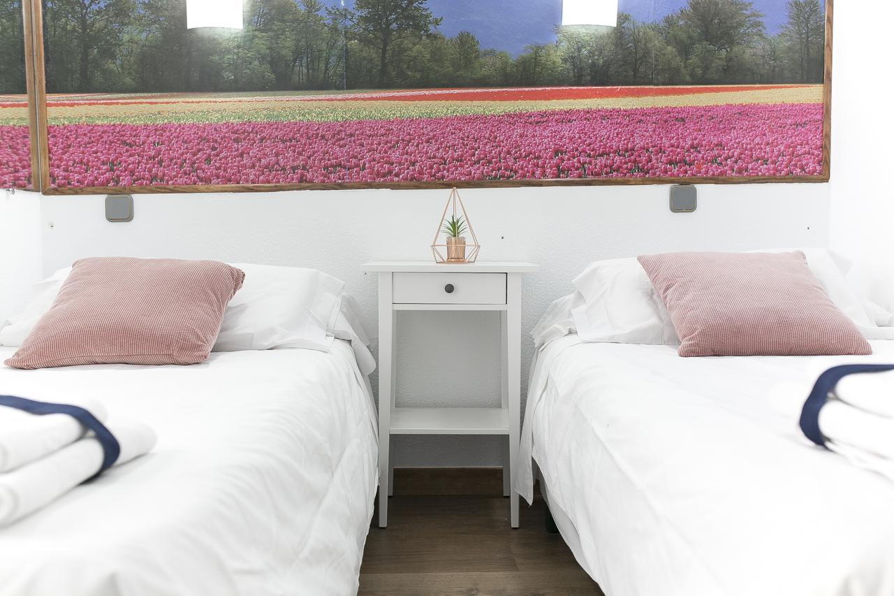 Ch La Banezana Hotel Madrid Bagian luar foto